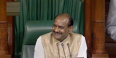 311 எம்.பி.க்கள் இரு தவணை தடுப்பூசிகளும் செலுத்திக் கொண்டனர்: ஓம் பிர்லா