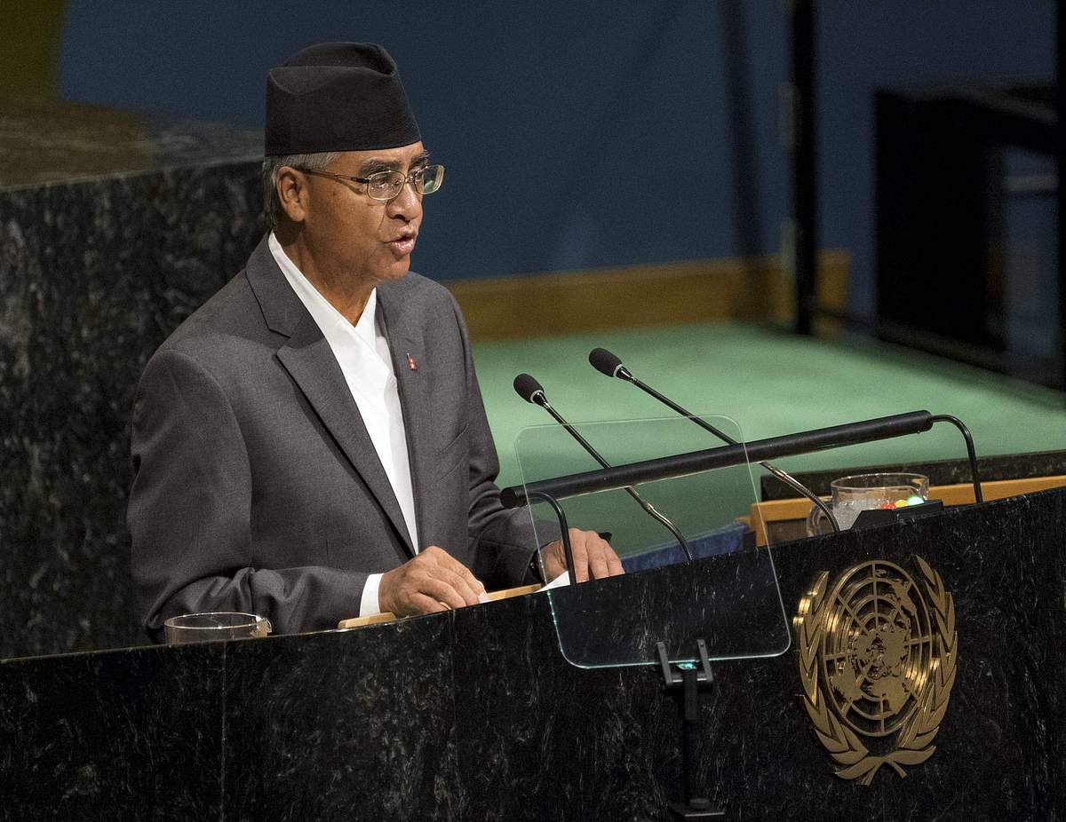 நேபாள பிரதமராக ஷோ் பகதூா் தாபா பதவியேற்பு