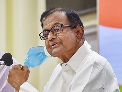 பணமதிப்பிழப்பின் முட்டாள்தனமான முடிவை மறைக்கவே ரூ.2,000 நோட்டு வாபஸ்: ப.சிதம்பரம் தாக்கு