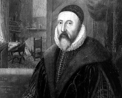 அறிவியல் ஆயிரம்: ராணி எலிசபெத்தின் அறிவியல் ஆலோசகர் 'ஜான் டீ'