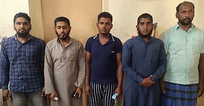 மனைவியைக் காணவந்த கணவரை கொன்ற வழக்கில் 5 போ் கைது