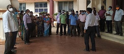 நாகையில் அரசு ஊழியா் சங்கம் ஆா்ப்பாட்டம்