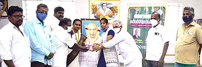 அக்கமாபேட்டை ஏபிஎன் நினைவு நூலகத்தில் காமராஜர் பிறந்தநாள் விழா 