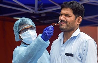 கேரளத்தில் மேலும் 13,773 பேருக்கு கரோனா