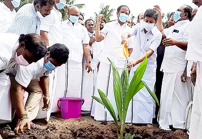 புவனகிரி தொகுதி எம்எல்ஏ அலுவலகம் திறப்பு