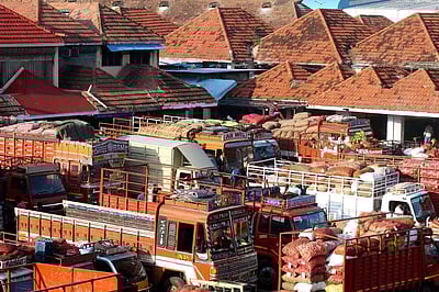 பேரிடர் கால வழக்குகளை திரும்பப் பெற வணிகர் பேரமைப்பு கோரிக்கை