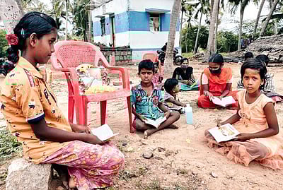 காமராஜா் பிறந்தநாளில் வாசிப்பு நிகழ்ச்சி