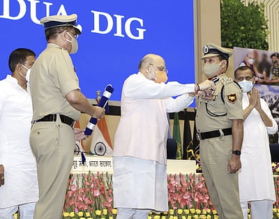 பிரதமா் மோடி ஆட்சியில் பிரத்யேக பாதுகாப்புக் கொள்கை வடிவமைப்பு