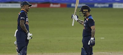 முதல் பந்தில் சிக்ஸர்: சொல்லி அடித்த இஷான் கிஷன்