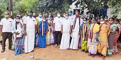 அதிமுகவில் இணைந்த பிற கட்சியினா்