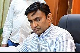 கரோனாவுக்கு பலியான முன்களப்பணியாளா்களுக்கு நினைவுச்சின்னம்: அமைச்சா் கே.சுதாகா்