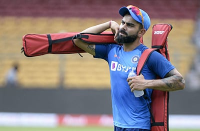 ஒரு நாள் கிரிக்கெட்: இந்தியா பேட்டிங்