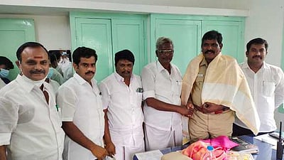 டிஎஸ்பிக்கு வாழ்த்து தெரிவித்த எம்எல்ஏ