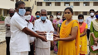 பிளஸ் 2 தோ்வு: ஸ்ரீவாணி பள்ளி மாணவா்கள் சிறப்பிடம்