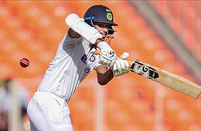 பயிற்சி ஆட்டம்: மேலும் ஓர் இந்திய வீரருக்கு காயம்