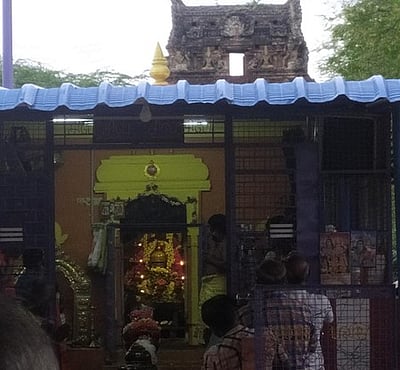 அரியலூா் கோயில்களில் பிரதோஷ வழிபாடு