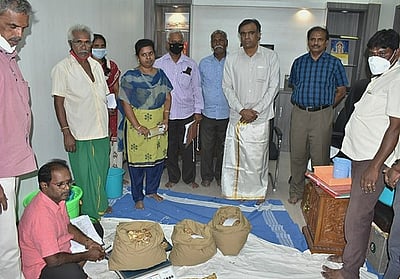 திருச்செந்தூா் முருகன் கோயிலில் நகைகள் மறு மதிப்பீடு