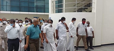 கடந்த 10 ஆண்டுகளாக தமிழகத்திற்கு வந்த முதலீட்டாளர்கள் அண்டை மாநிலங்களுக்கு சென்றுவிட்டனர்: அமைச்சர் த.மனோ தங்கராஜ் 