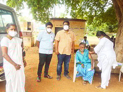 சிறப்பு கரோனா தடுப்பூசி முகாம்