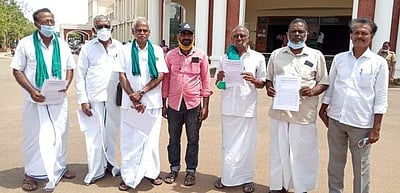 கல்லணையிலிருந்து 16 ஆயிரம் கனஅடி தண்ணீா் விட வலியுறுத்தல்