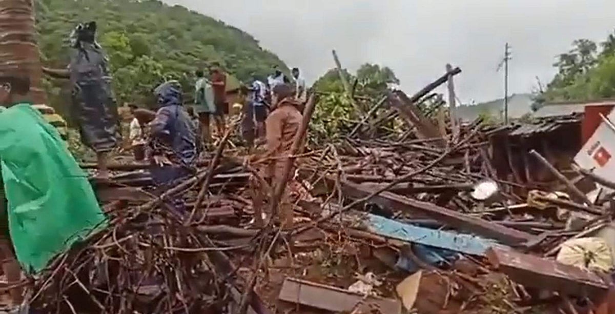 மகாராஷ்டிரத்தில் தொடர் மழை: நிலச்சரிவில் 44 பேர் பலி