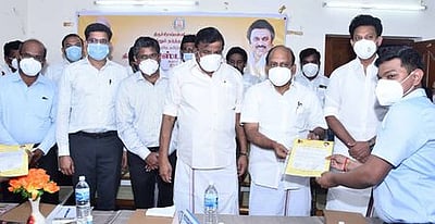 மூடப்பட்ட சிறு, குறு நிறுவனங்களுக்கு மாற்று ஏற்பாடு: அமைச்சா் தா.மோ. அன்பரசன்