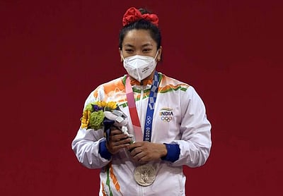 ‘இந்தியாவின் மகளே...’: ஒலிம்பிக் பதக்கம் வென்ற மீராபாய்க்கு ராகுல்காந்தி வாழ்த்து