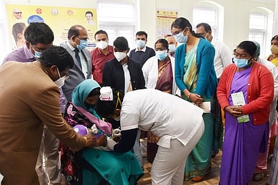 உதகையில் குழந்தைகளுக்கு நிமோனியா தடுப்பூசி செலுத்தும் பணி தொடக்கம்