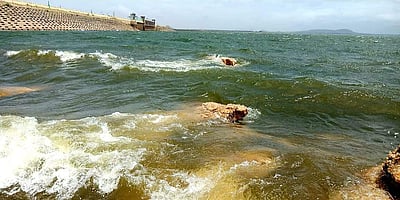 வைகை அணை நீர்மட்டம் 68.50 அடியாக உயர்வு: 2-ம் கட்ட வெள்ள அபாய எச்சரிக்கை