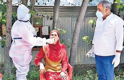 நாட்டில் புதிதாக 39,742 பேருக்கு கரோனா