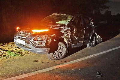 கார் விபத்தில் நடிகை யாஷிகா ஆனந்த் படுகாயம்: தோழி பலி