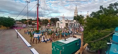 தூத்துக்குடி தூய பனிமயமாதா பேராலயத்தில் கொடியேற்றம்