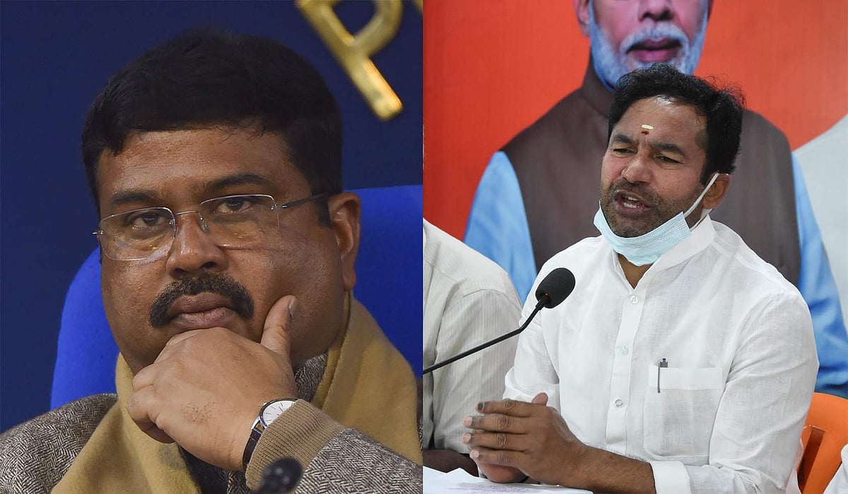 கர்நாடக முதல்வர் யார்? எம்.எல்.ஏ.க்களுடன் மத்திய அமைச்சர்கள் இன்று ஆலோசனை