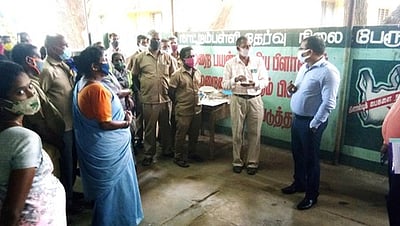 நாட்டறம்பள்ளி பேரூராட்சி அலுவலகத்தில் ஆட்சியா் ஆய்வு