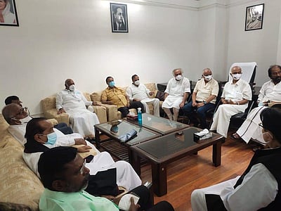 மாநிலங்களவை எதிர்க்கட்சித் தலைவர்கள் ஆலோசனை