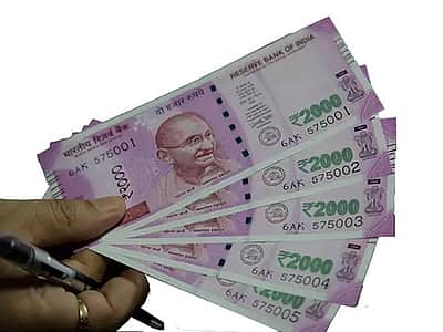 கவர்ச்சிகர விளம்பர வலையில் வீழும் மக்கள்...