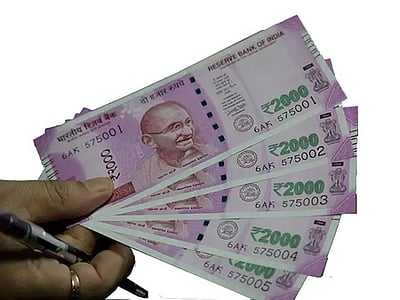 கவர்ச்சிகர விளம்பர வலையில் வீழும் மக்கள்...