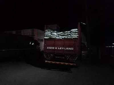 சிவகாசியில் கடத்தப்படவிருந்த 12 டன் ரேஷன் அரிசி, லாரி பறிமுதல் 