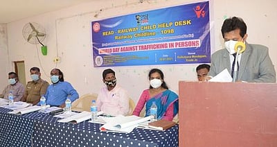 குழந்தைகள் கடத்தலைத் தடுக்க அனைவரின் பங்களிப்பும் அவசியம்: சட்டப் பணிகள் ஆணைக் குழுசெயலாளா் எஸ்.கோபிநாத்