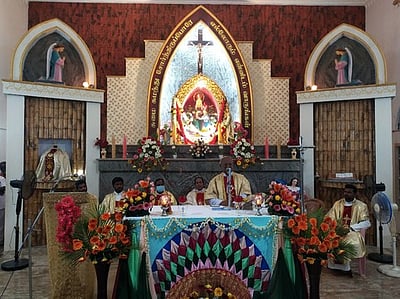 சோழவித்யாபுரம் தூய சந்தனமாதா ஆலய ஆண்டுத் திருவிழா