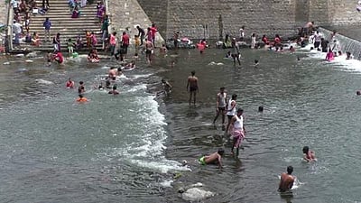 மேட்டூரில் ஆடிப்பெருக்கில் மக்கள் கூட தடை: சார் ஆட்சியர் உத்தரவு