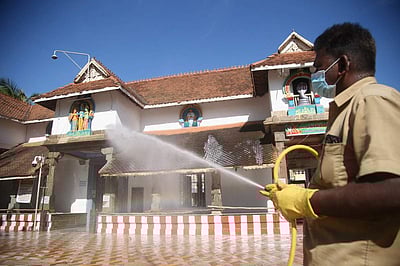 தமிழகத்தில் திறக்கப்படும் வழிபாட்டுத் தலங்கள் - புகைப்படங்கள்