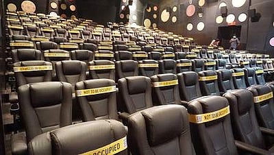 நொய்டா பகுதியில் திரையரங்குகள் உடற்பயிற்சி நிலையங்களுக்கு அனுமதி