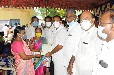 நாமக்கல் நகராட்சியில் மக்கள் குறைதீா் முகாம்