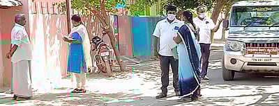 சாத்தான்குளம் மாா்ட்டின் கொலை வழக்கு:கைதானவா்களின் உறவினா்களிடம்  விசாரணை