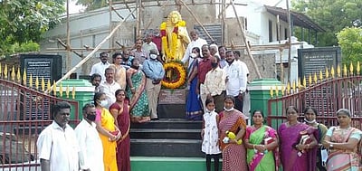 இந்தியா வந்த 315 ஆவது ஆண் டுதினம்: சீகன் பால்கு சிலைக்கு மாலை அணிவித்து மரியாதை