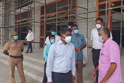 அரசு மருத்துவக் கல்லூரி கட்டுமானப் பணிகள்: கள்ளக்குறிச்சி ஆட்சியா் ஆய்வு