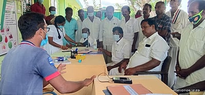 பச்சமலையில் மக்களிடம் குறை கேட்ட அதிமுக எம்.எல்.ஏ.