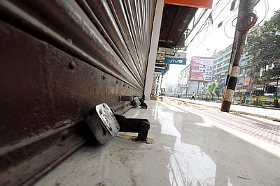 கோவை மாவட்டத்தில் காலை 10 முதல் மாலை 5 மணி வரை மட்டுமே கடைகள் திறக்க அனுமதி