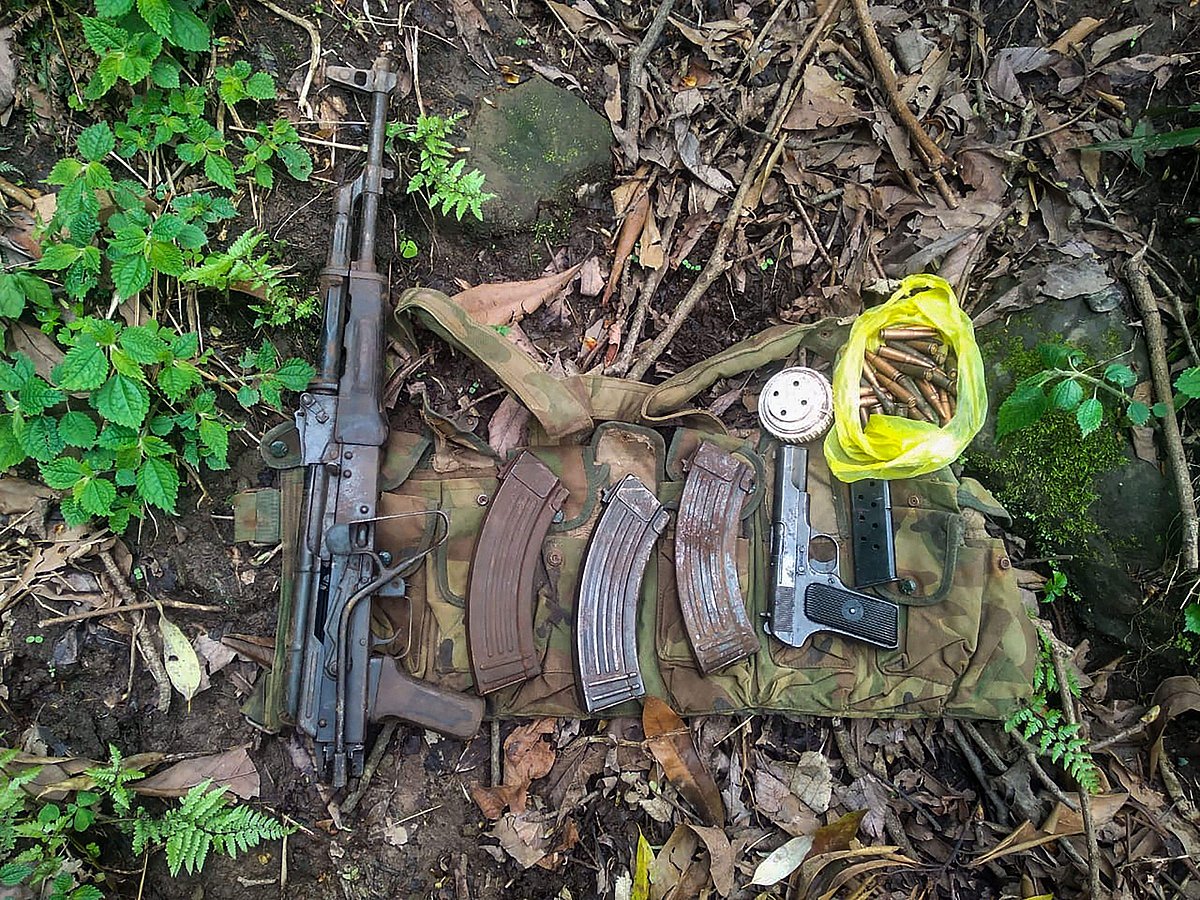 சத்தீஸ்கரில் 2 நக்சல்கள் சுட்டுக்கொலை! ஆயுதங்கள் பறிமுதல்!